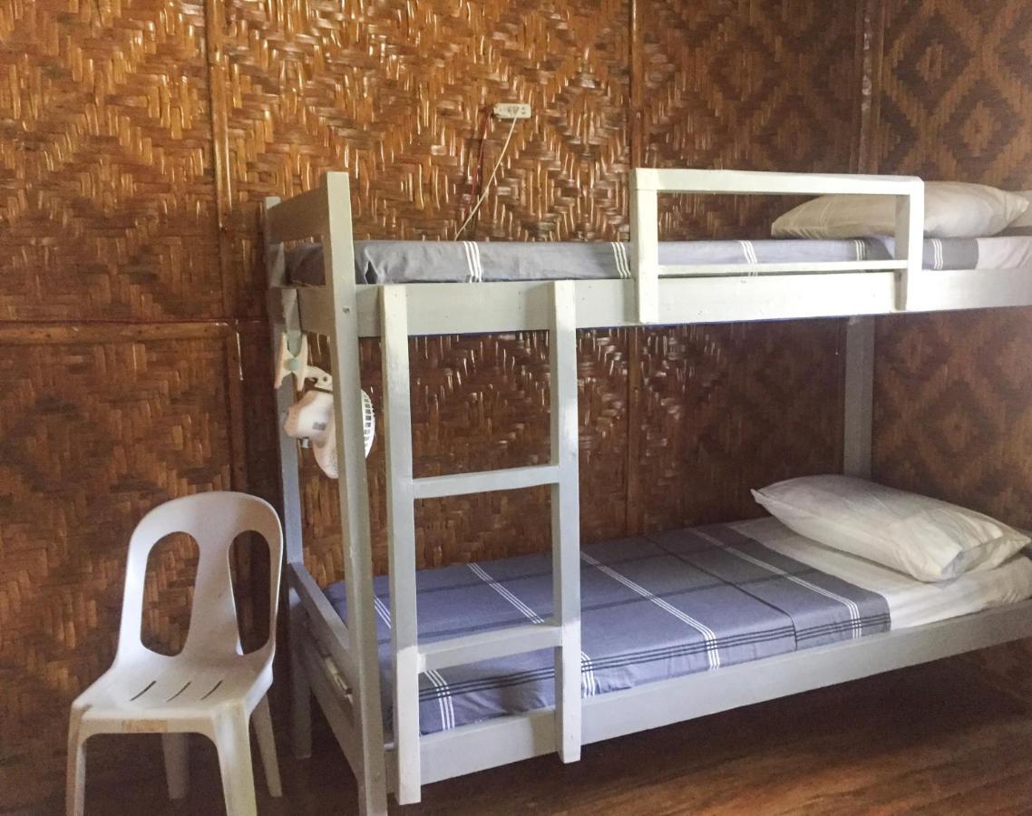 Beach House Resort And Dive Center Mambajao Ngoại thất bức ảnh